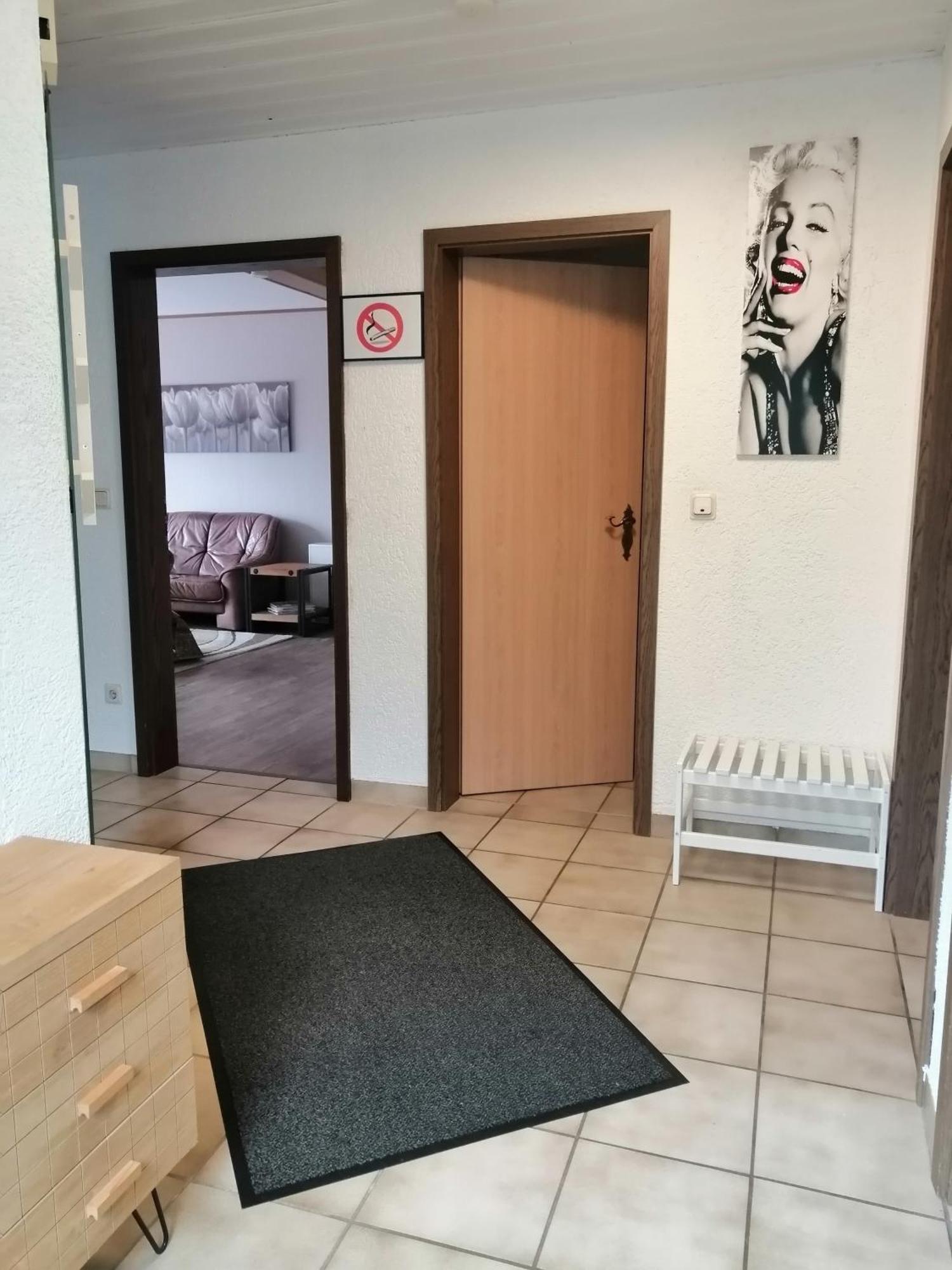 Haus Mohr - Ferienwohnung Im Taunus Weilmunster Exteriér fotografie